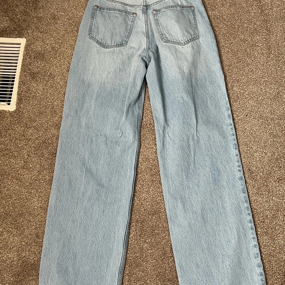 Abercrombie & Fitch Women's High Rise Jeans - Light Blue - Picture 7 of 12